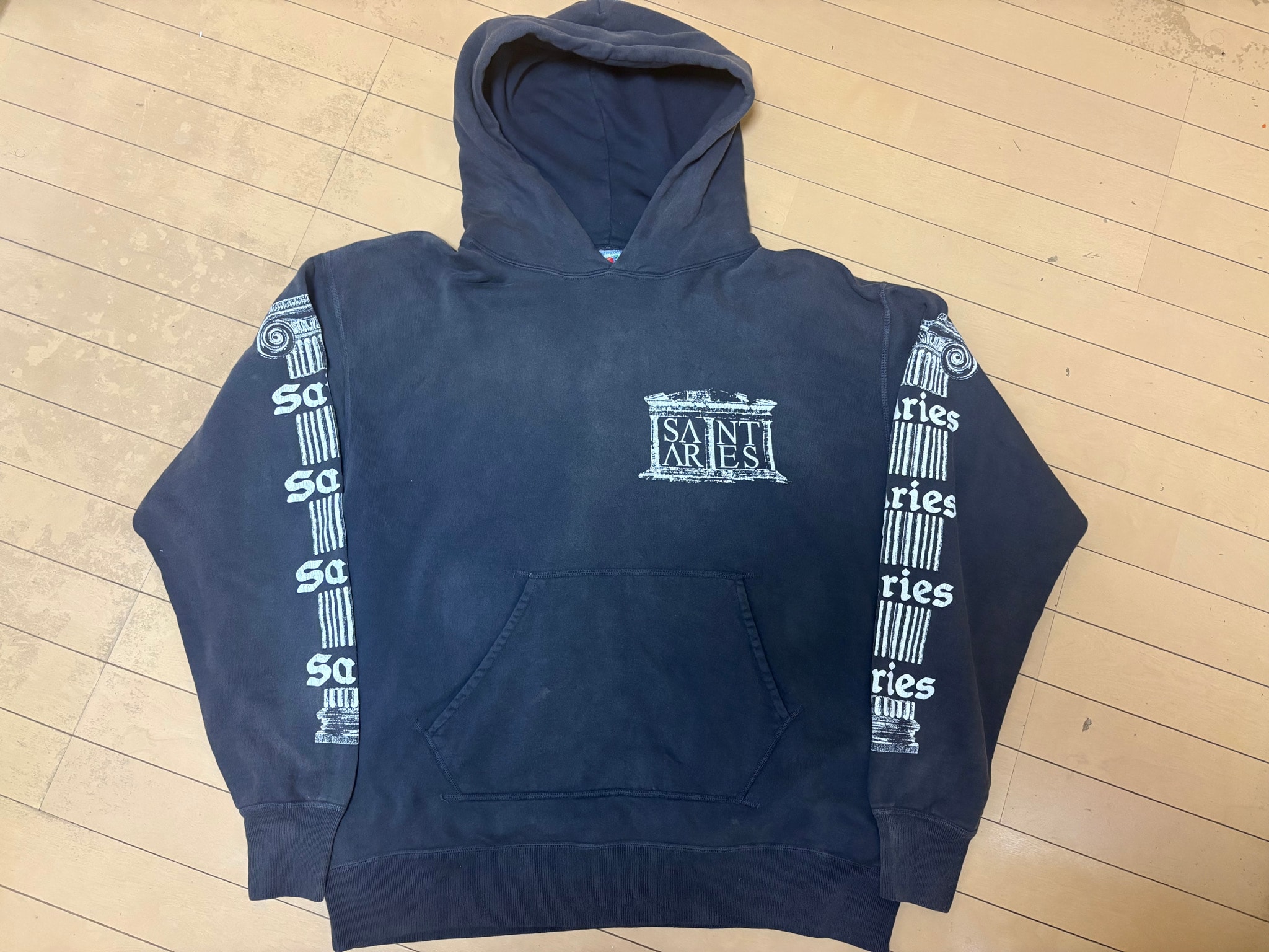 SAINT Mxxxxxx x Aries 23Aw Hoodie "Black"