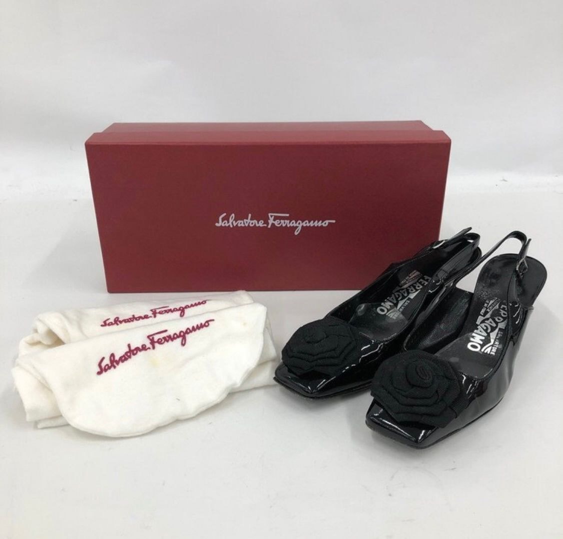 サルヴァトーレフェラガモDP64285 パンプス レディース