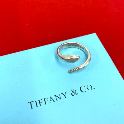 TIFFANY&Co. ティファニー スネーク リング シルバー925 リング・指輪 14号 シルバー
26009
