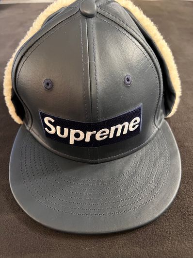 Supreme Leather Earflap Box Logo New Era "Navy"