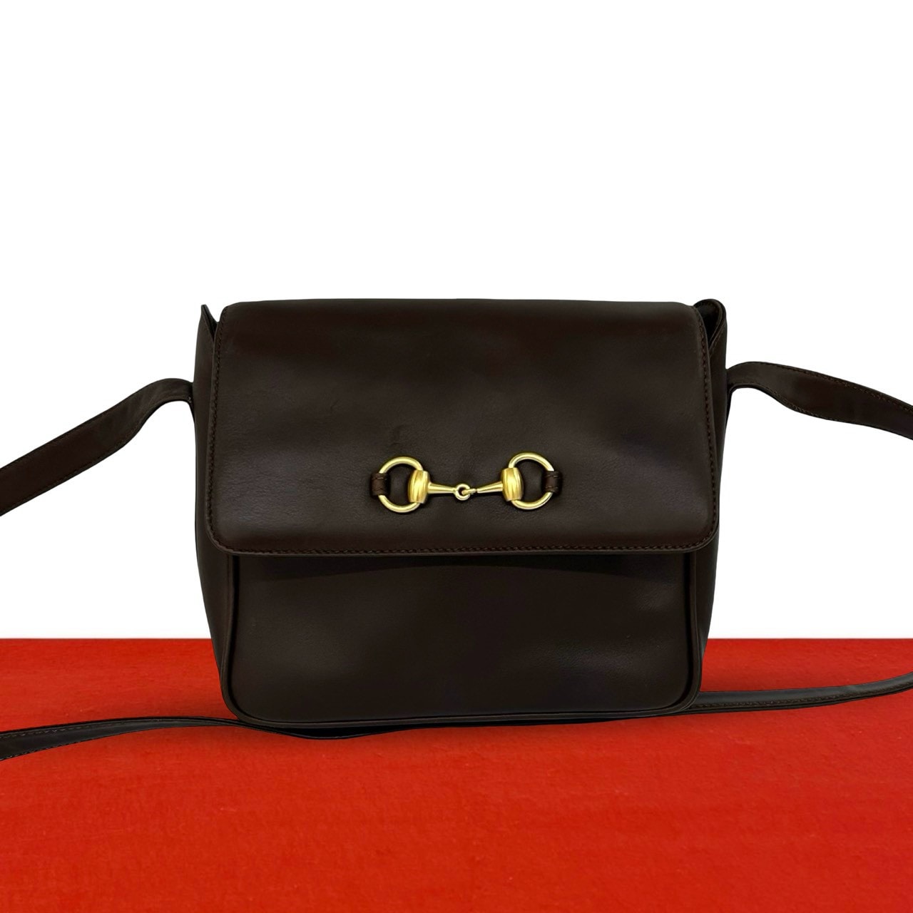 GUCCI グッチ ホースビット 金具 レザー ショルダーバッグ ブラウン
d6616