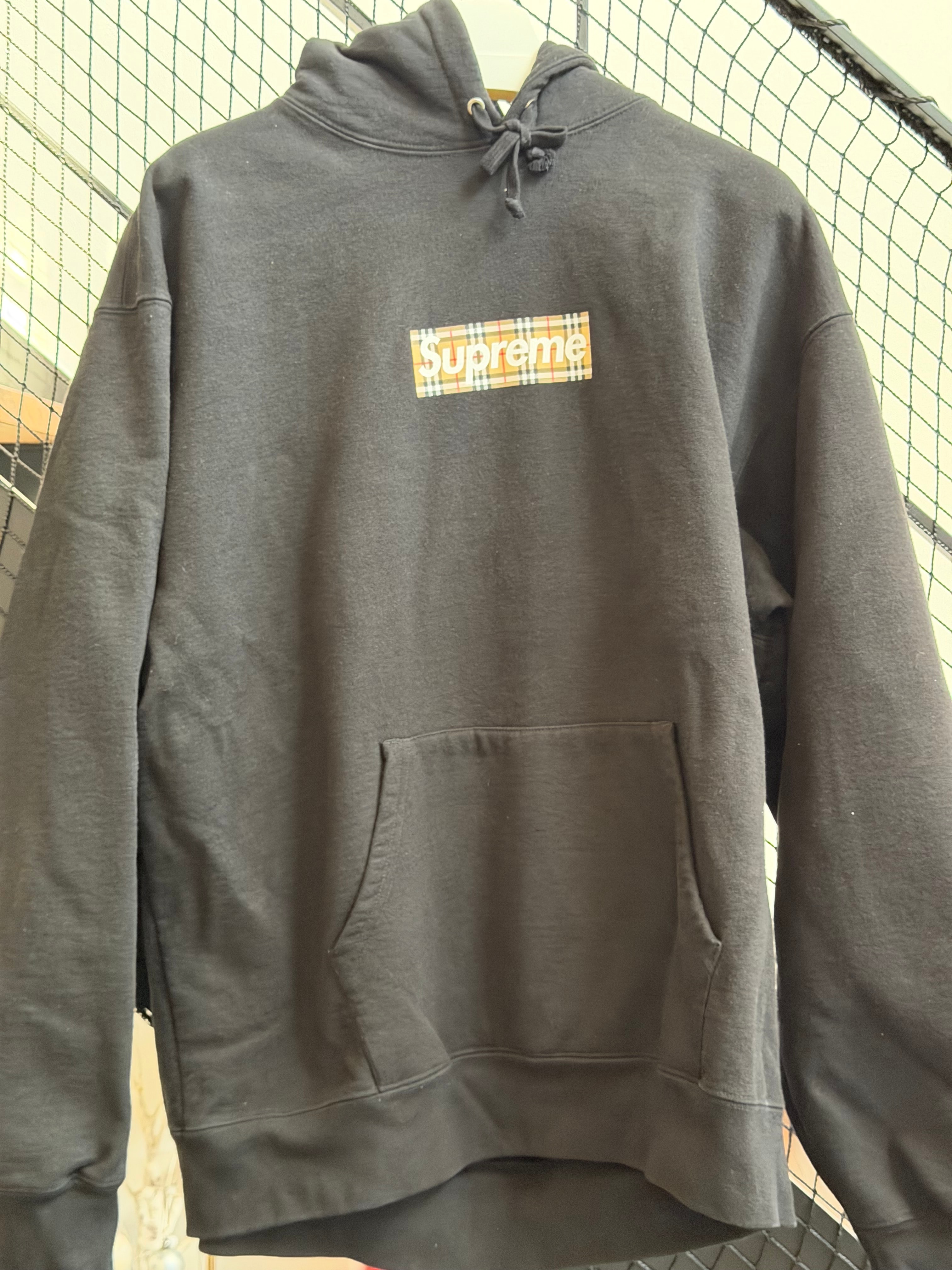 Supreme / Burberry Box Logo Hooded Sweatshirt "Black"
