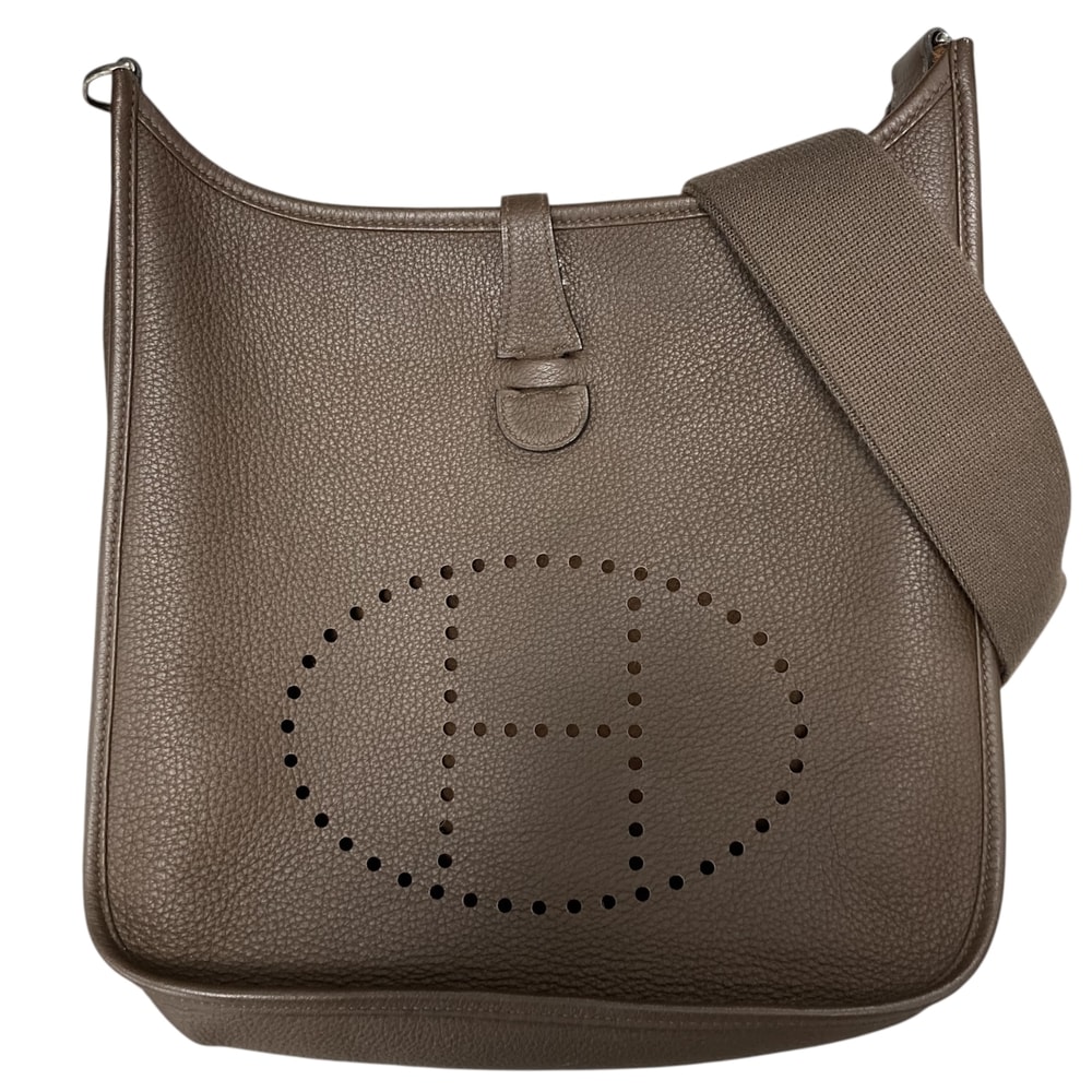HERMES エルメス ショルダーバッグ エブリン3PM 肩掛け 斜め掛け Evelyne □M刻印 レザー    ブラウン 茶 シルバー金具 レディース 2009年【中古品】