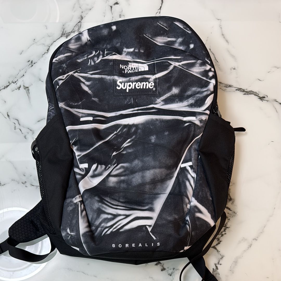 Supreme x The North Face Trompe Loeil Printed Borealis Backpack "Black"
