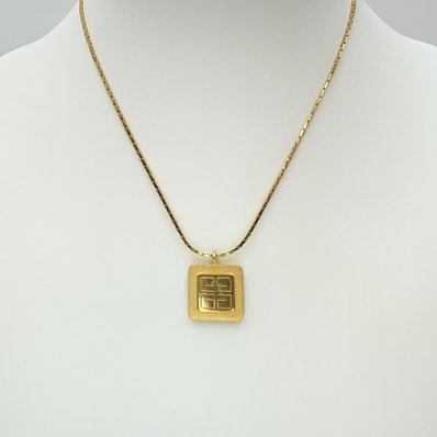 ジバンシィ ネックレス レディース