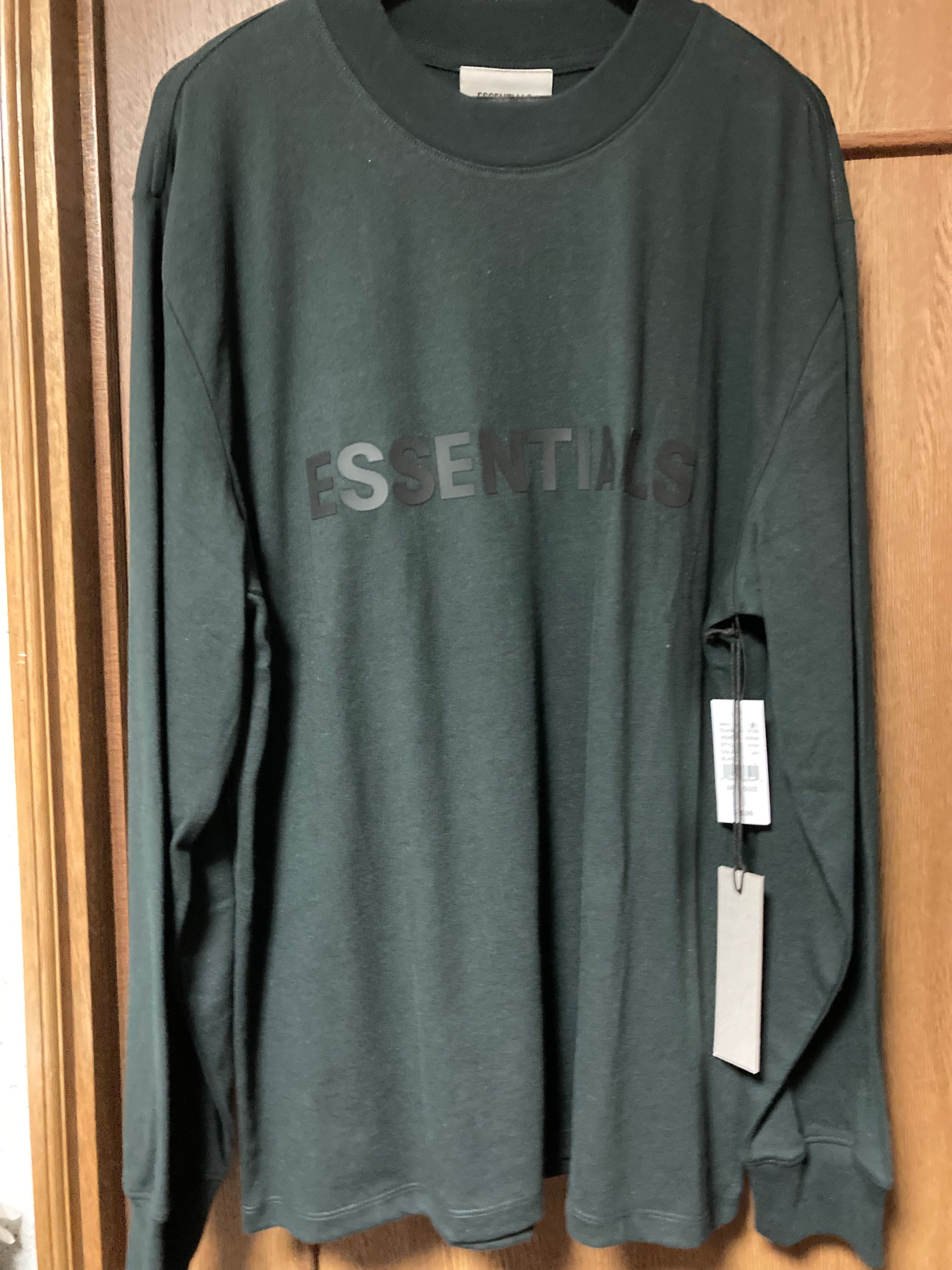 FEAR OF GOD ESSENTIALS 3D Silicon Applique Boxy Long Sleeve T-Shirt "Black"