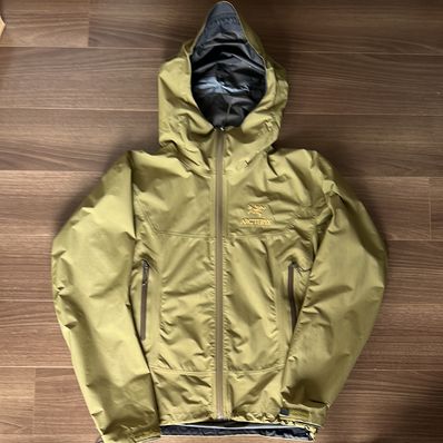 ARC'TERYX x BEAMS Beta SL Jacket "Olive"