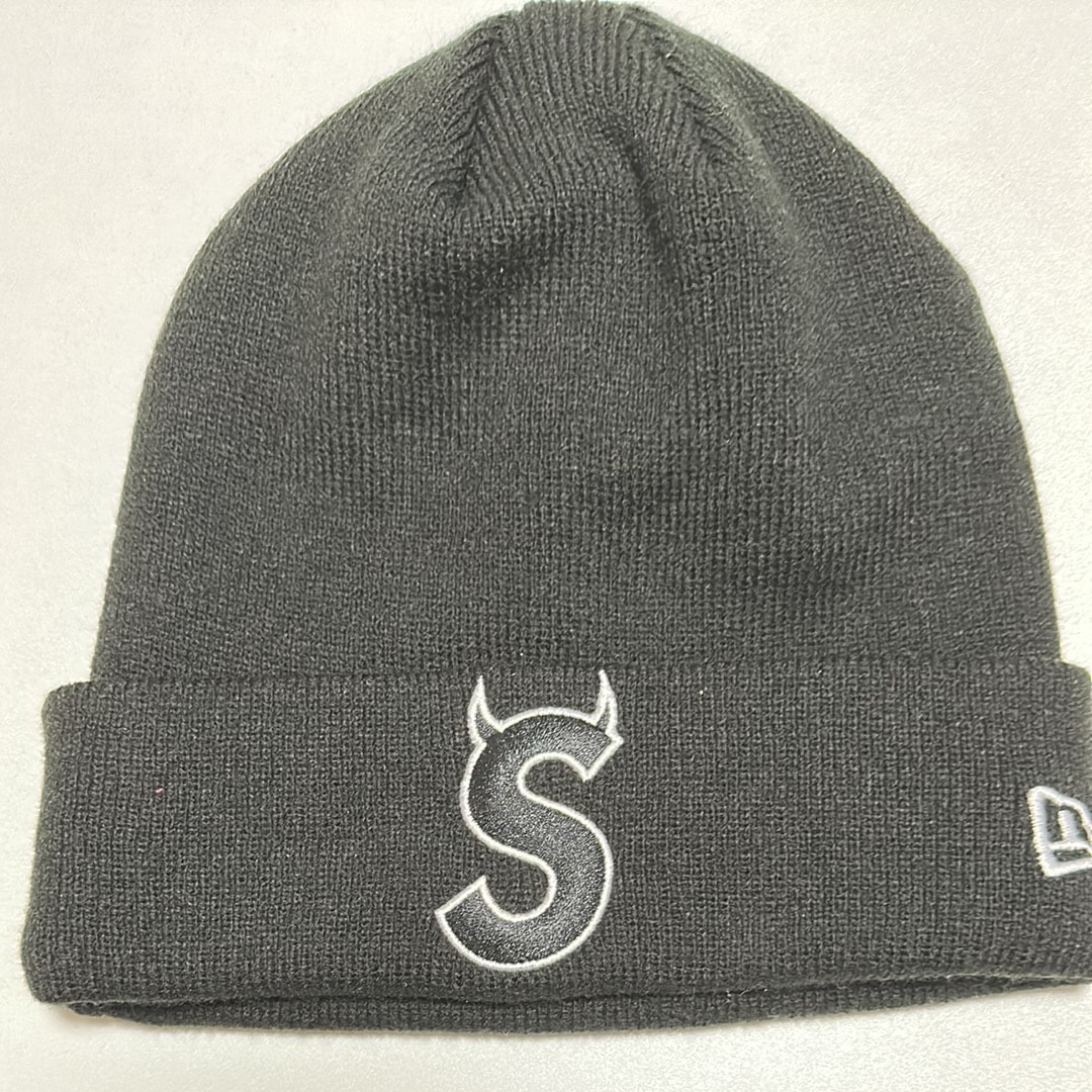 Supreme New Era S Logo Beanie "Black" (22FW)