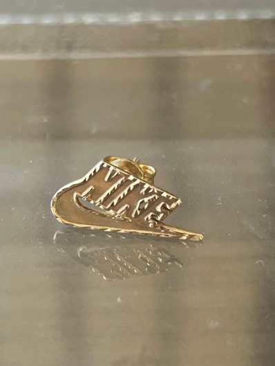 Supreme / NIKE® 14K Gold Earring "Gold"