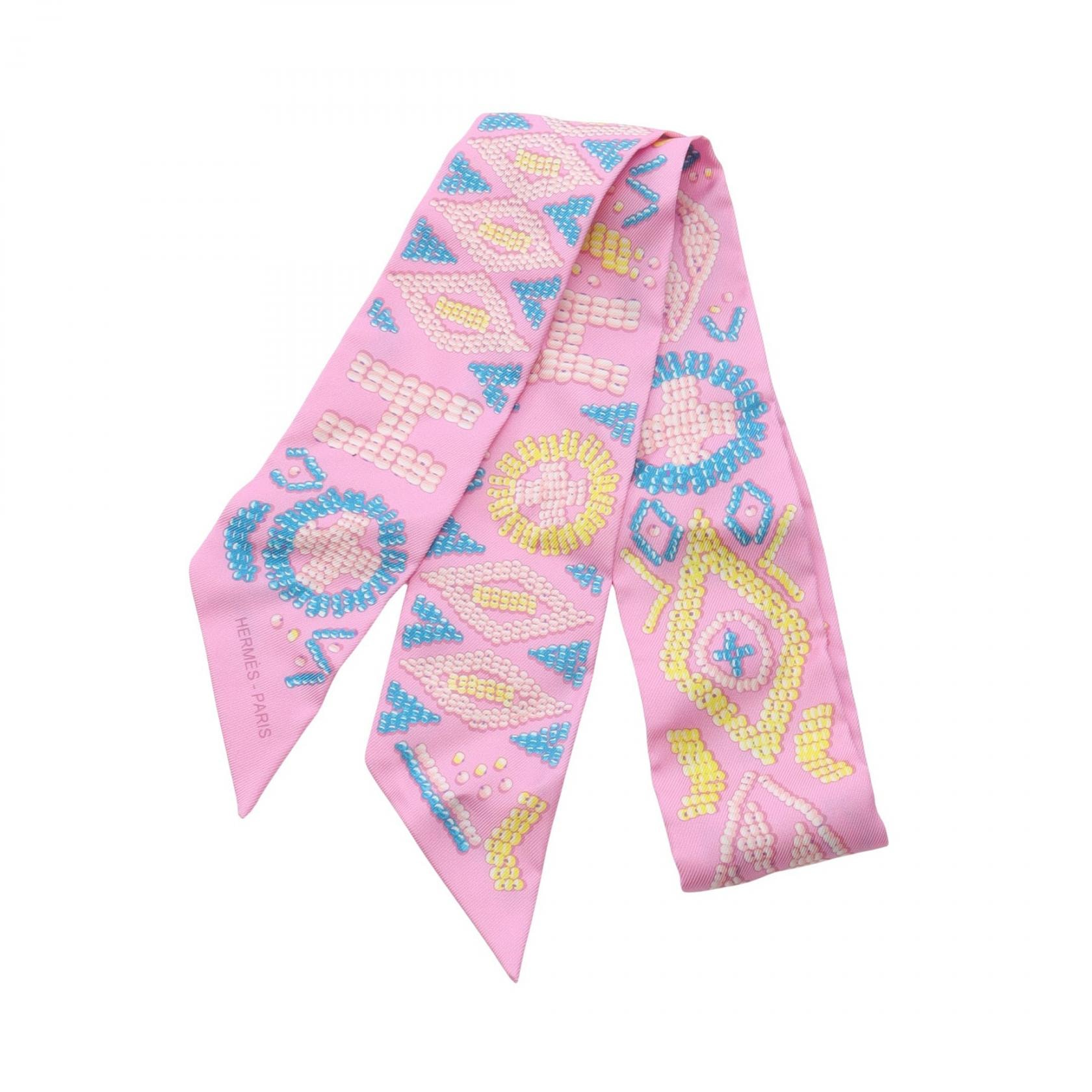 未使用に近い】エルメス HERMES ツイリー KELLY EN PERLES スカーフ