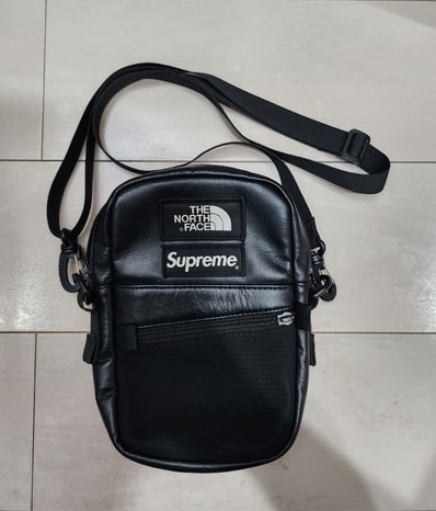 Supreme x The North Face Leather Shoulder Bag "Black"