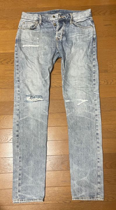 FEAR OF GOD ESSENTIALS Denim Jeans "Light Indigo"