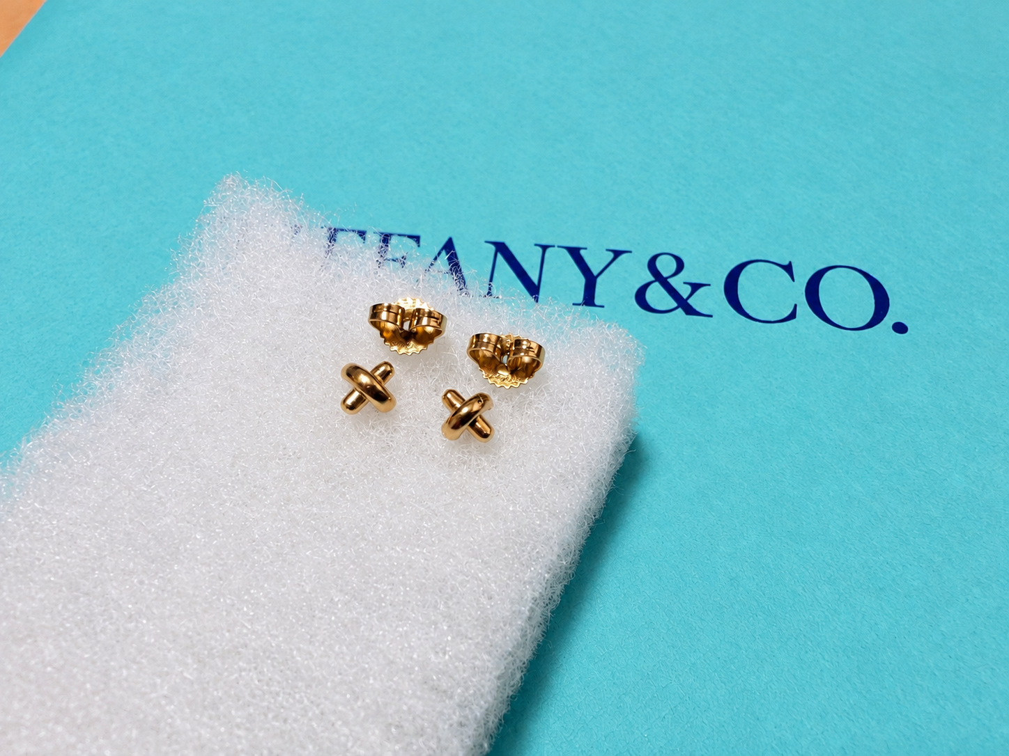 TIFFANY&Co. ティファニー ゴールド 1.4g クロスステッチ ピアス