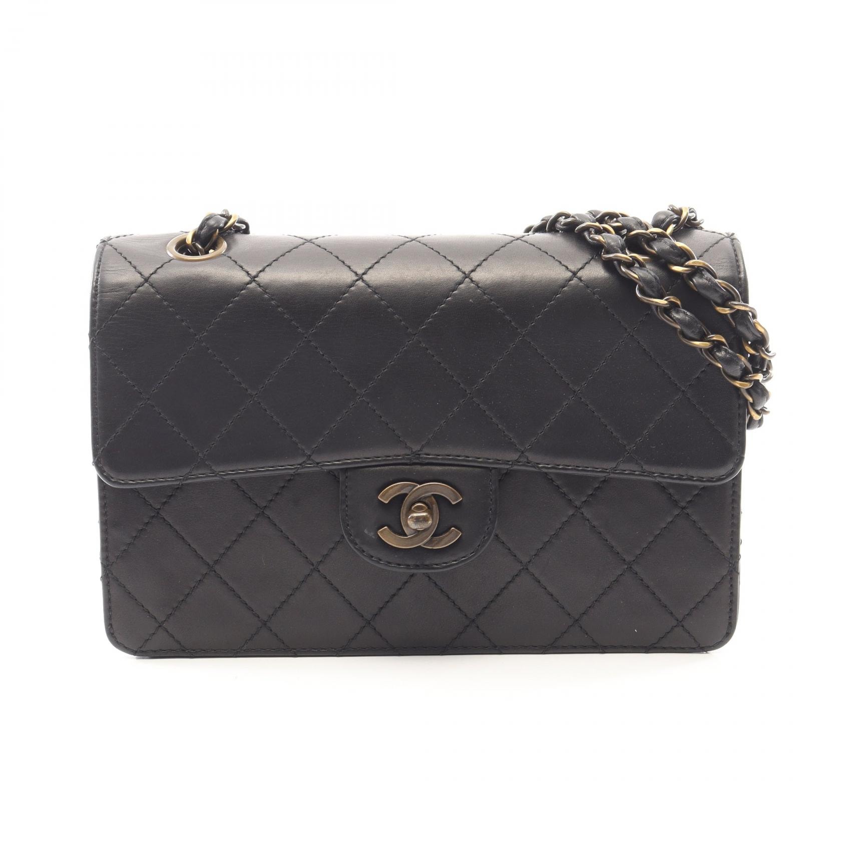 シャネル CHANEL マトラッセ ショルダーバッグ バッグ ラムスキン(羊革) レディース ブラック系 【中古】