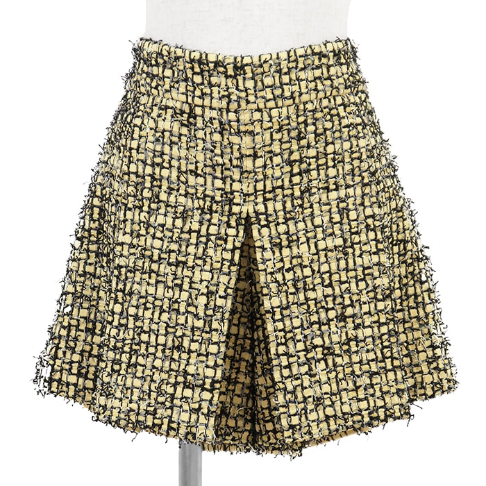 【未使用】CHANEL シャネル ショートパンツ サイズ 38 レディース 22P P72386 ツイード フリンジ キュロット ロゴ ライオンヘッドチャーム ショーツ サイドファスナー ボトムス イエロー ブラック 黒 黄 仏製 ヴィルジニー・ヴィアール期