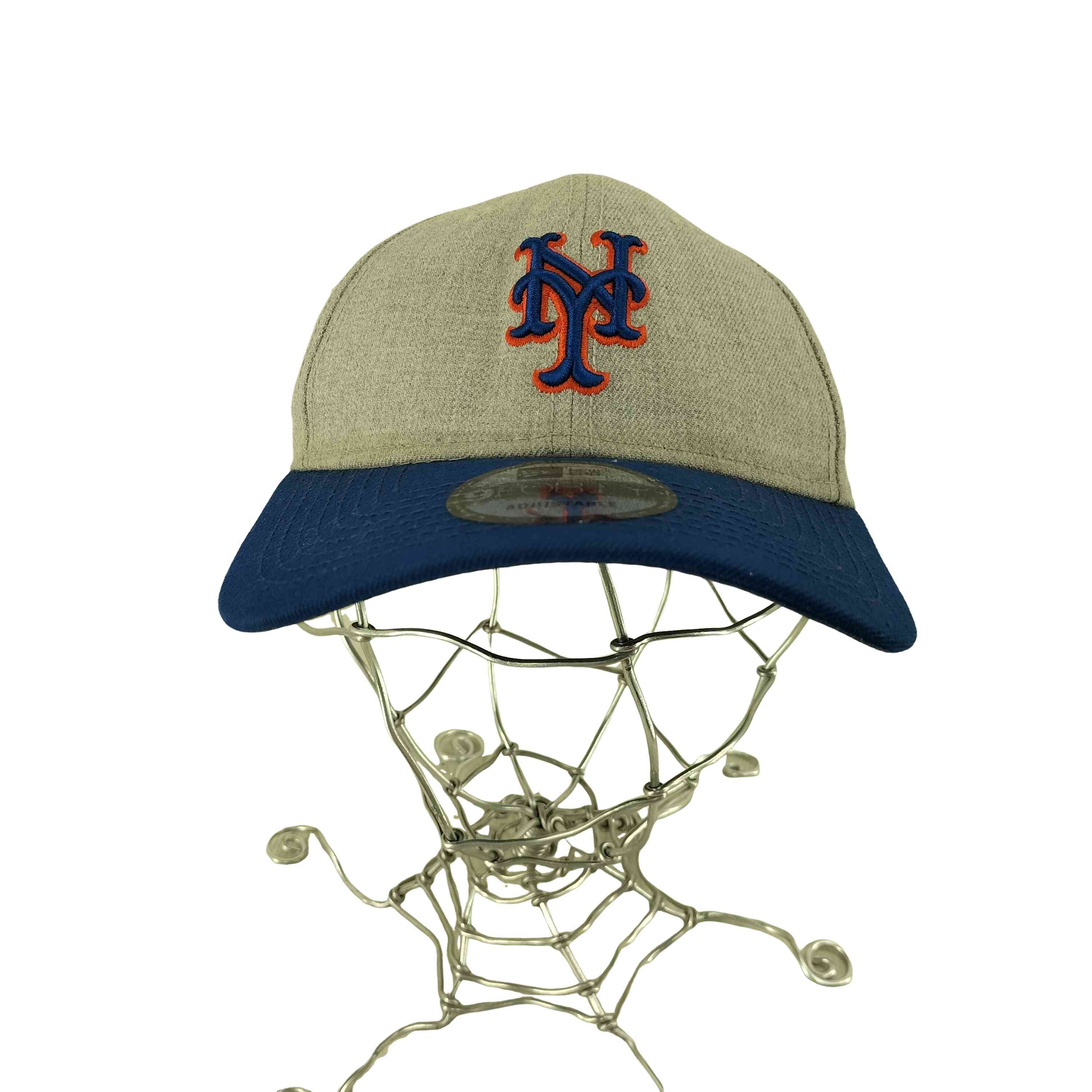 9FORTY ロゴ刺繍 6パネルキャップ【1140015074470】