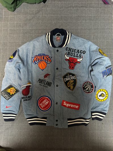 Supreme / Nike®/NBA Teams Warm-Up Jacket "Blue"