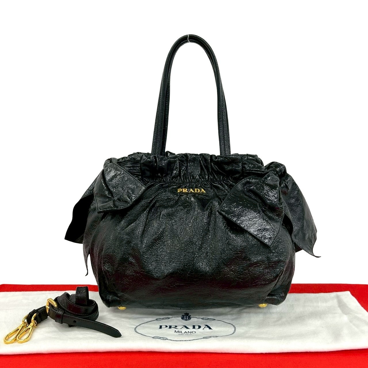 PRADA プラダ ロゴ 金具 サイドリボン 2way パテントレザー ショルダーバッグ ブラック
 l22-4