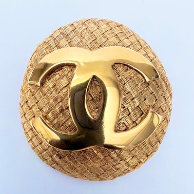 CHANEL シャネル ココマーク ブローチ ゴールドカラー ラウンド 楕円形 アクセサリー