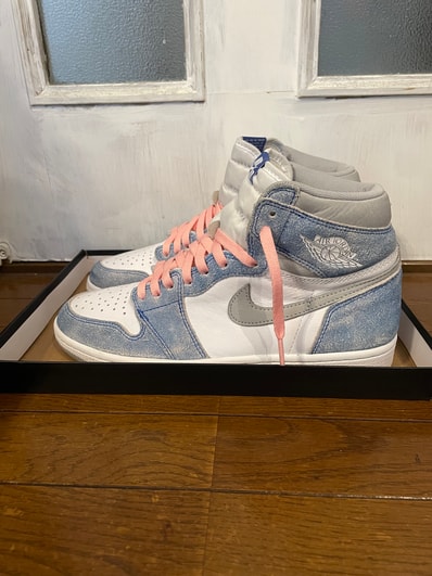 Nike Air Jordan 1 High OG "Hyper Royal"