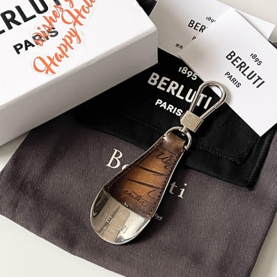 ベルルッティ キーホルダー メンズ