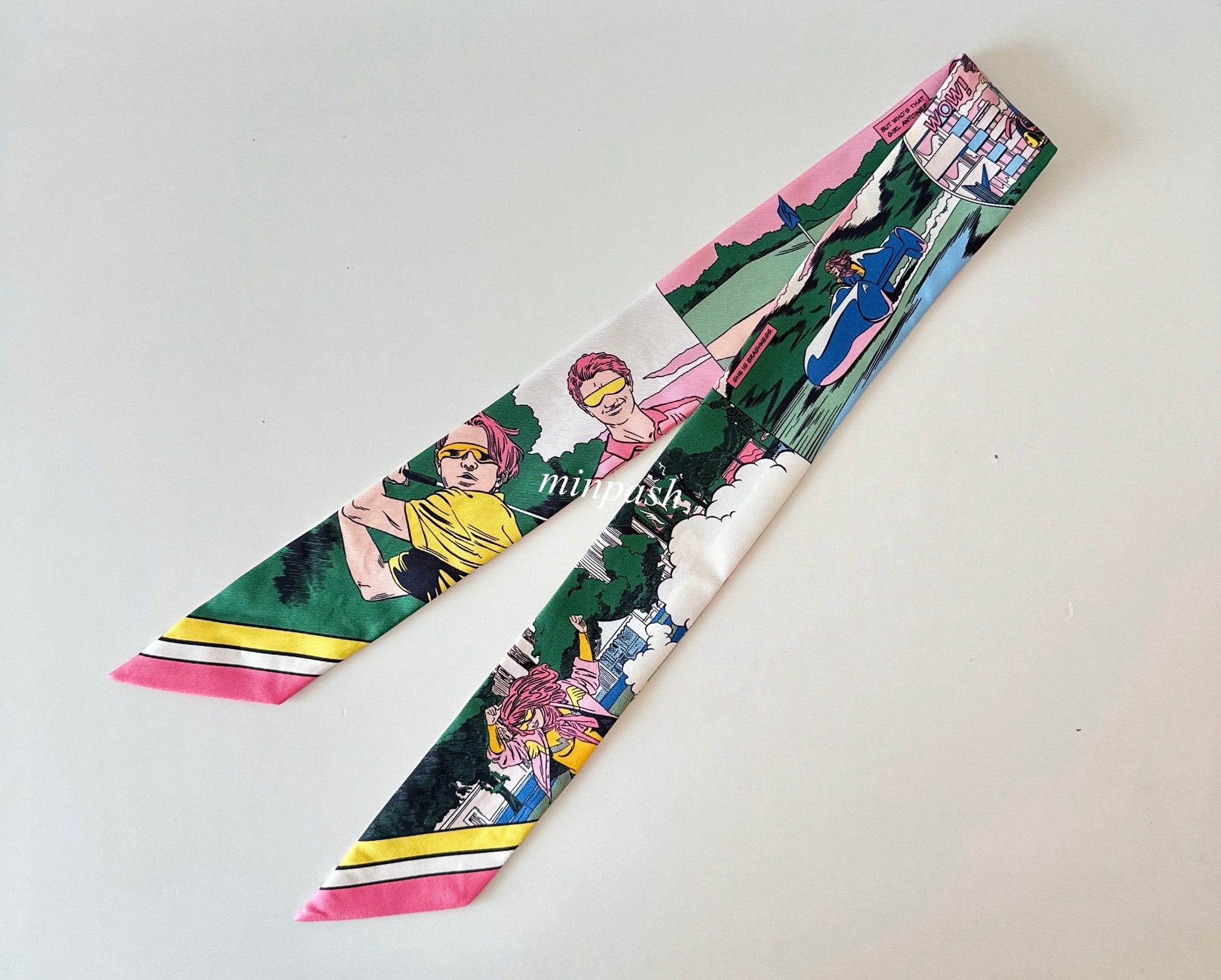 HERMES WOW ツイリー アメコミ風 シルクスカーフ ピンク