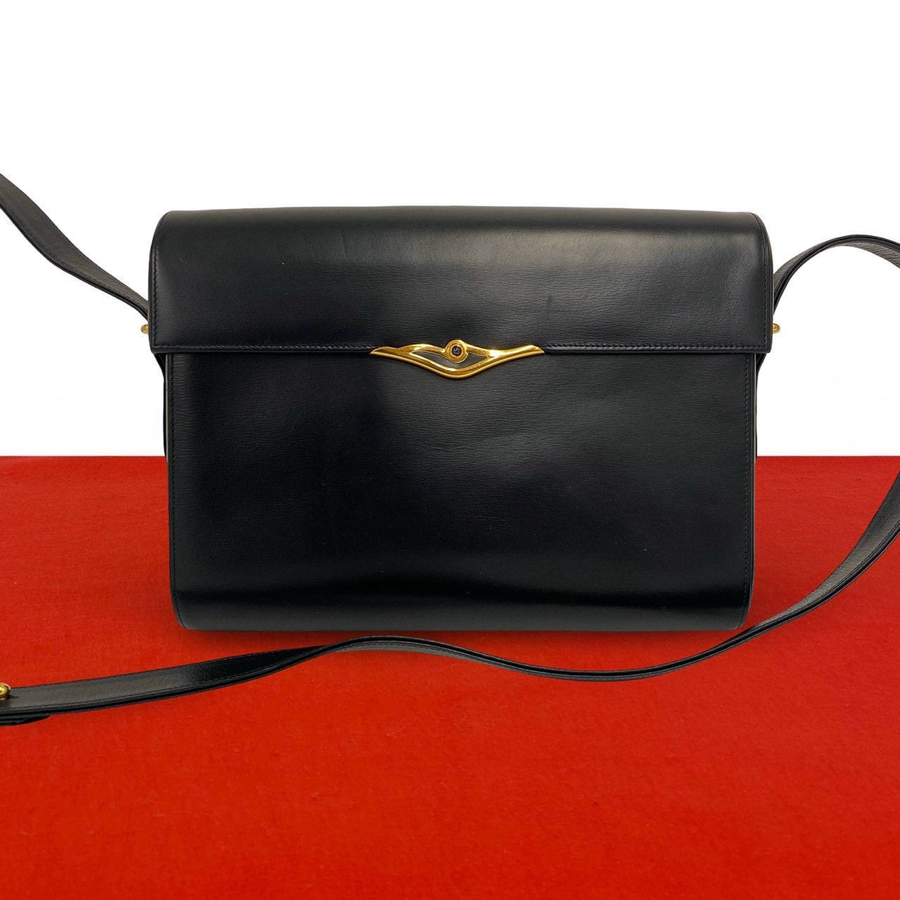 CARTIER カルティエ サファイアライン レザー ショルダーバッグ ブラック
 18246