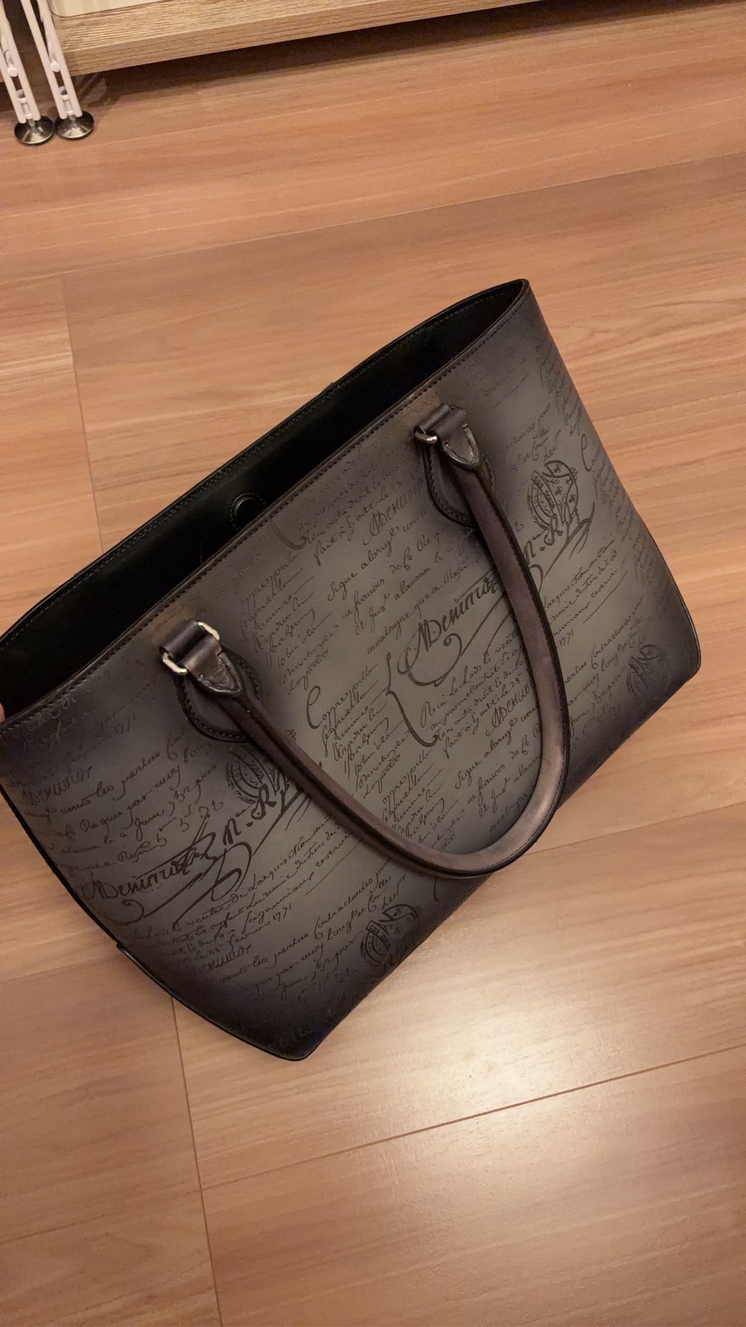 サルヴァトーレ フェラガモ(Salvatore Ferragamo) バッグ・財布 人気の