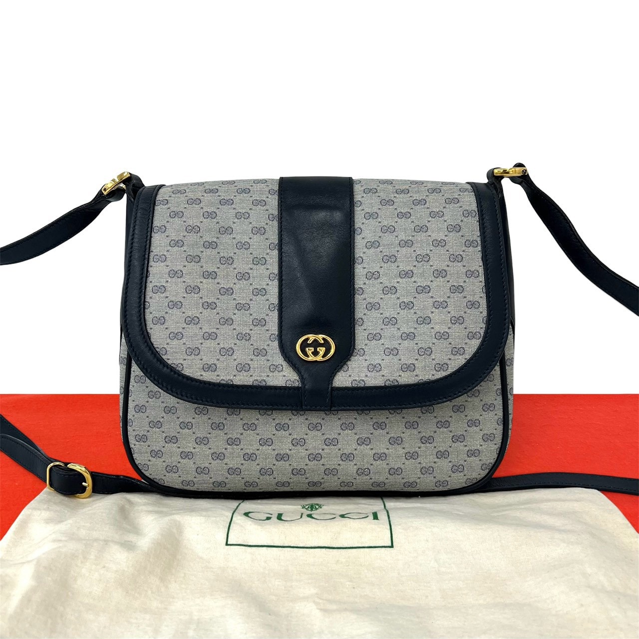 GUCCI グッチ マイクロGG ロゴ 金具 PVC レザー ショルダーバッグ ネイビー
85827