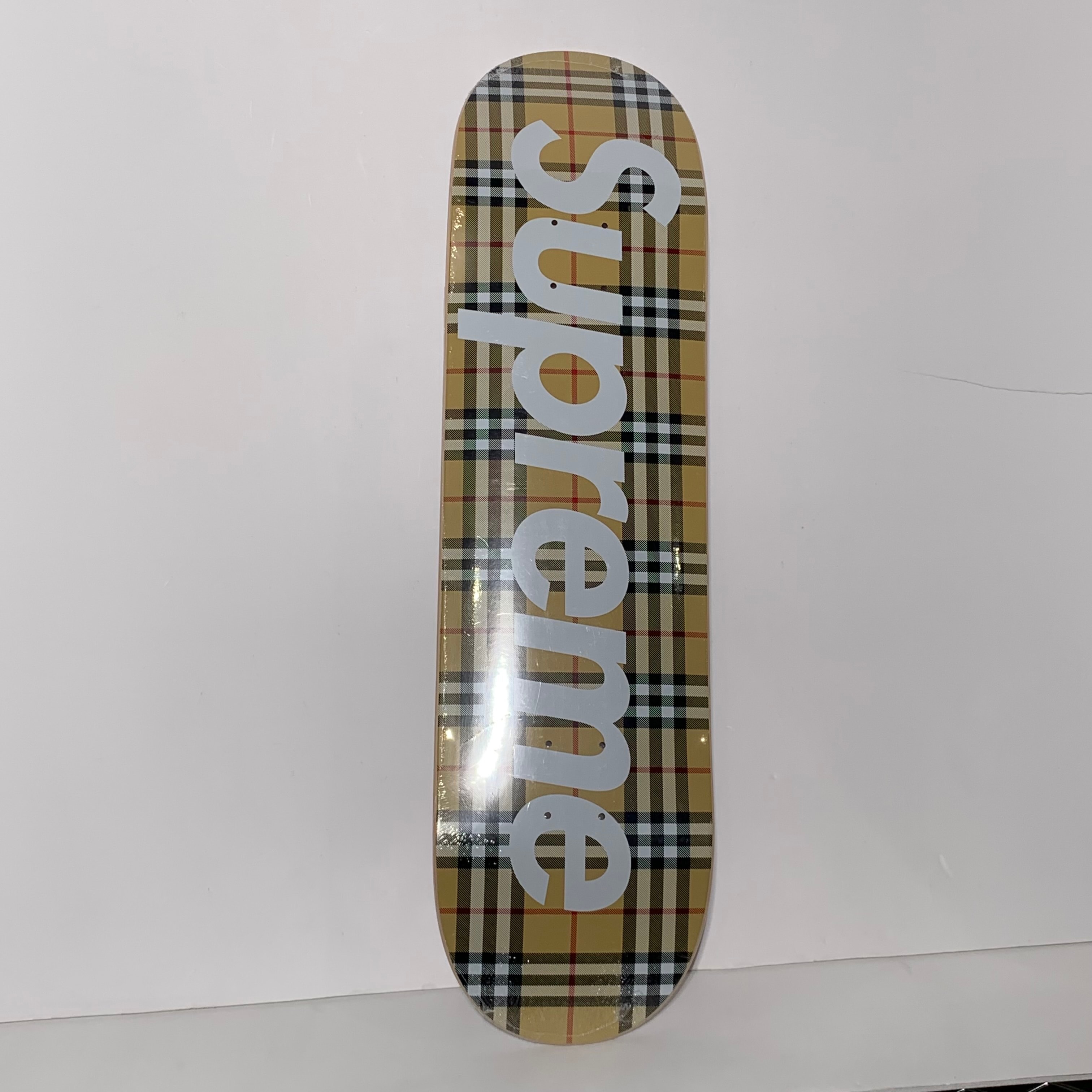 Supreme x MM6 Maison Margiela Skateboard 