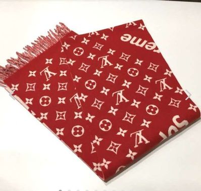 Louis Vuitton x Supreme Monogram Scarf "Red"