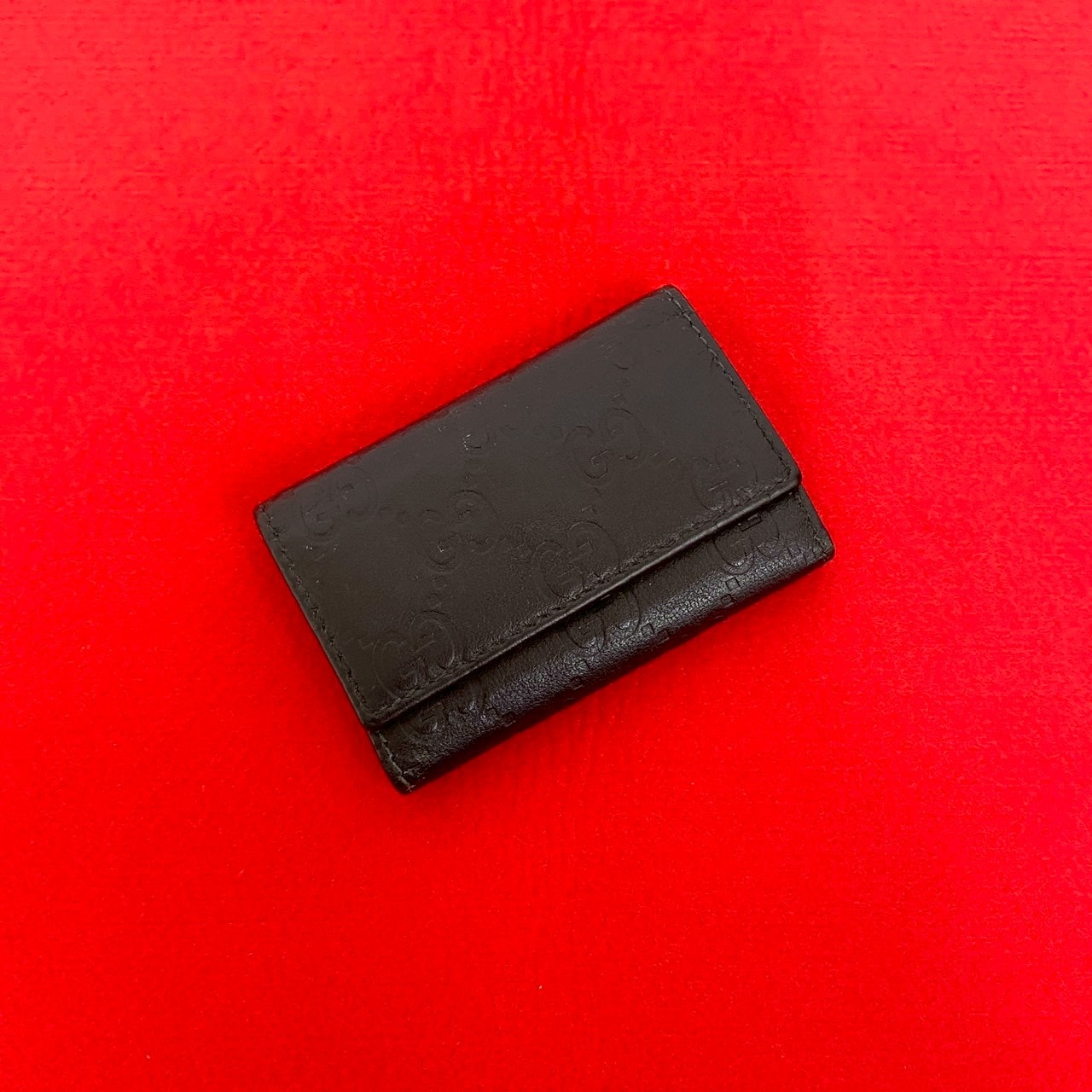 GUCCI グッチ シマ GG ロゴ 総柄 レザー キーケース ブラック
25788