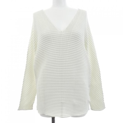 イッセイミヤケ ISSEY MIYAKE IM04FJ940 トップス