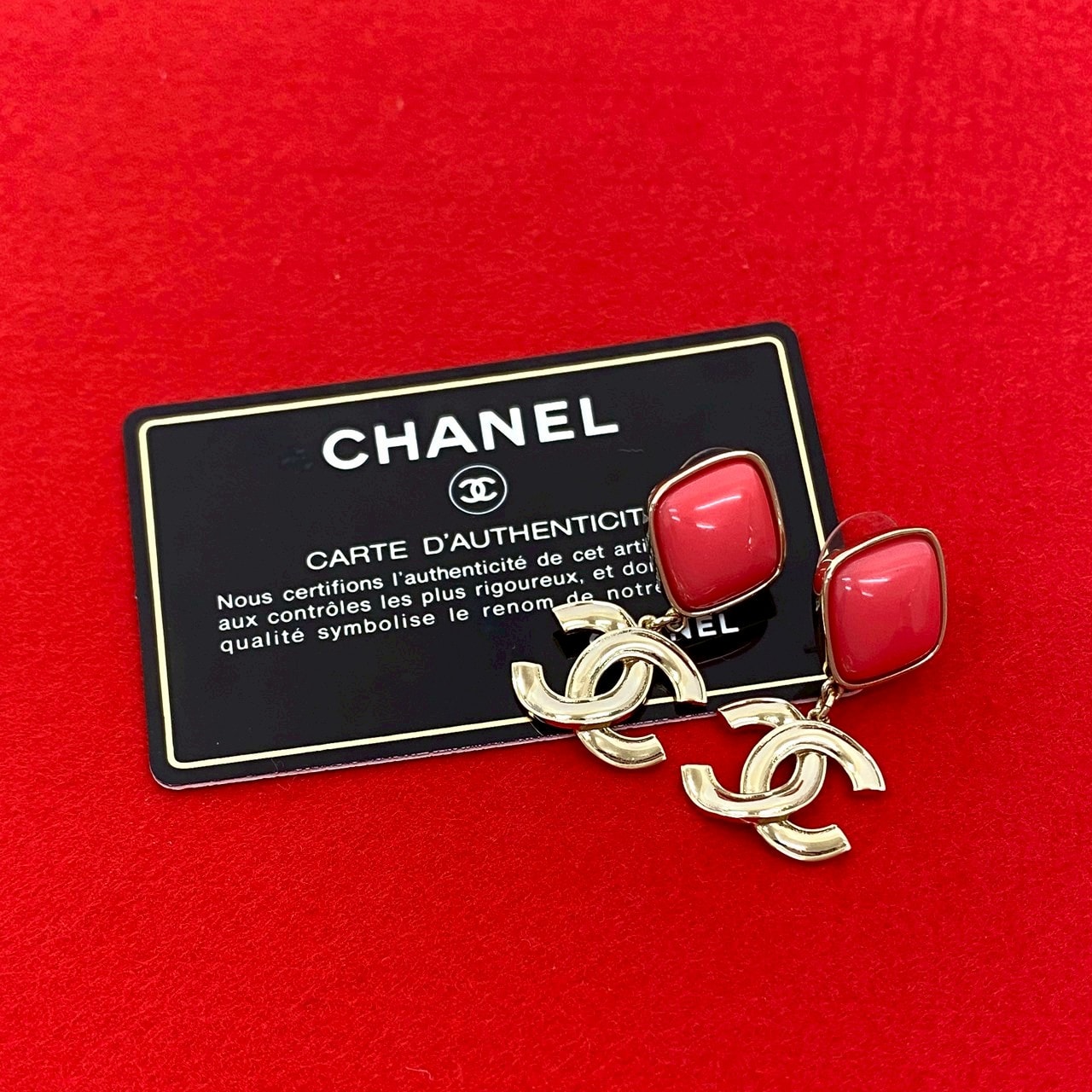 CHANEL シャネル ココマーク GP プラスチック ピアス ゴールド
 89819