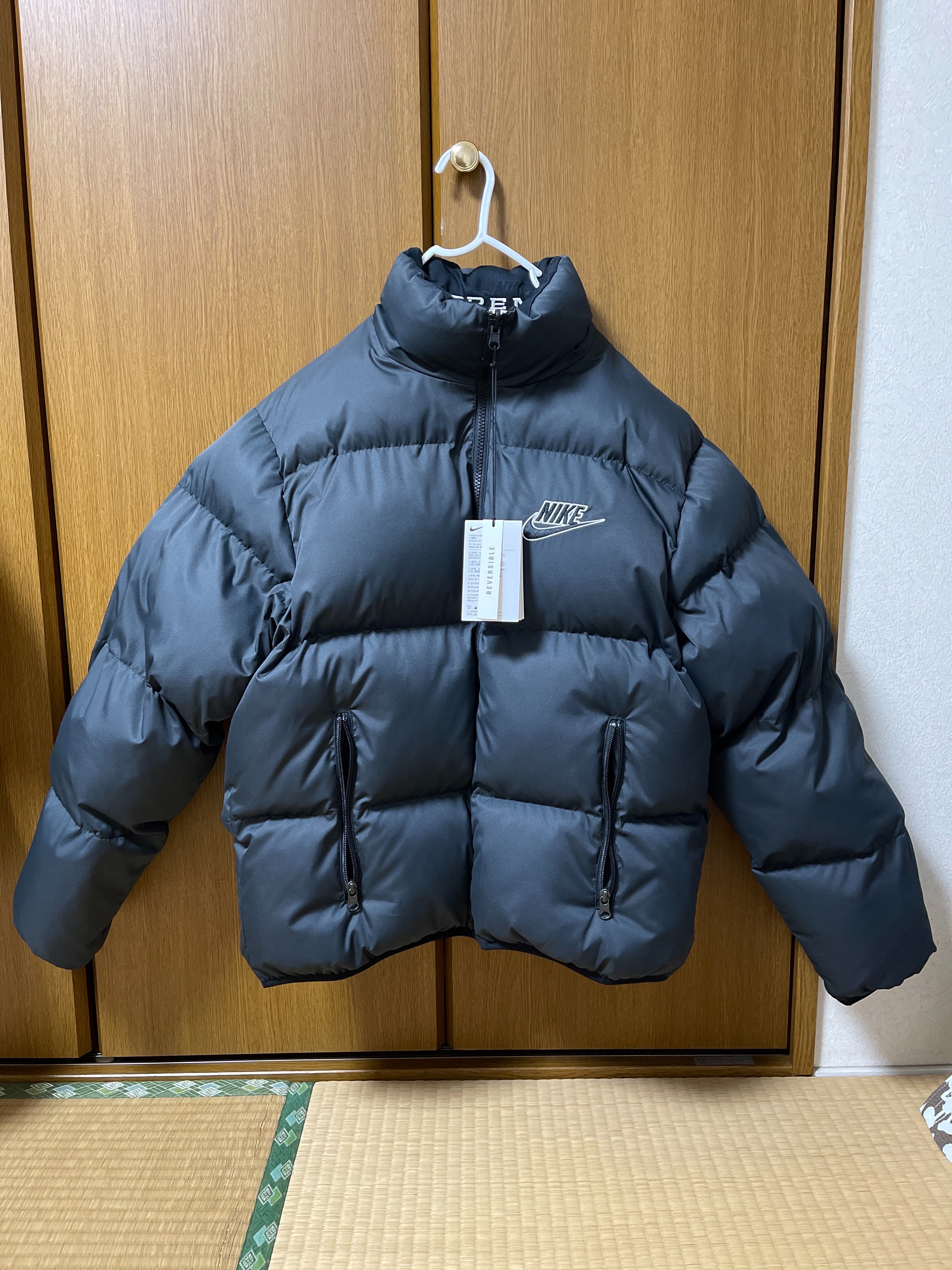 Supreme / Nike® Reversible Puffy Jacket "Black"