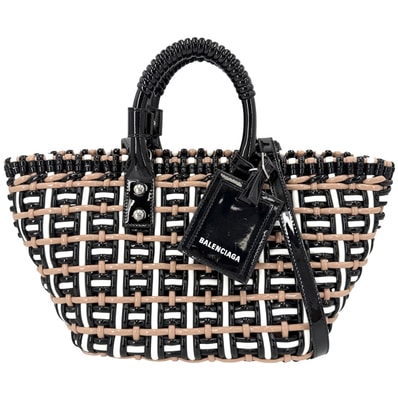 BALENCIAGA バレンシアガ 2WAY ビストロXS ハンドバッグ ショルダーバッグ 肩掛け 斜め掛け 671342 エナメル ブラック 黒 ベージュ シルバー金具 レディース【中古品】