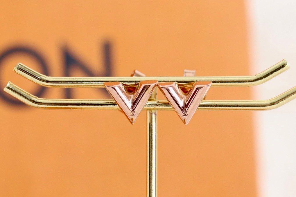 Louis Vuitton Essential V Stud Earrings "Rose Gold"