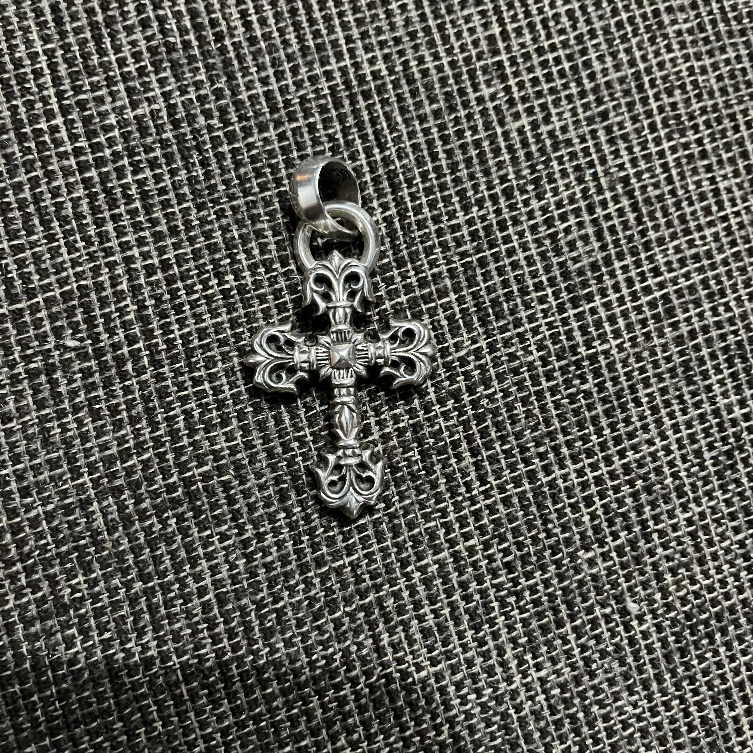 Chrome Hearts Philigree Cross Pendant XS with / Plain Bail "Silver"