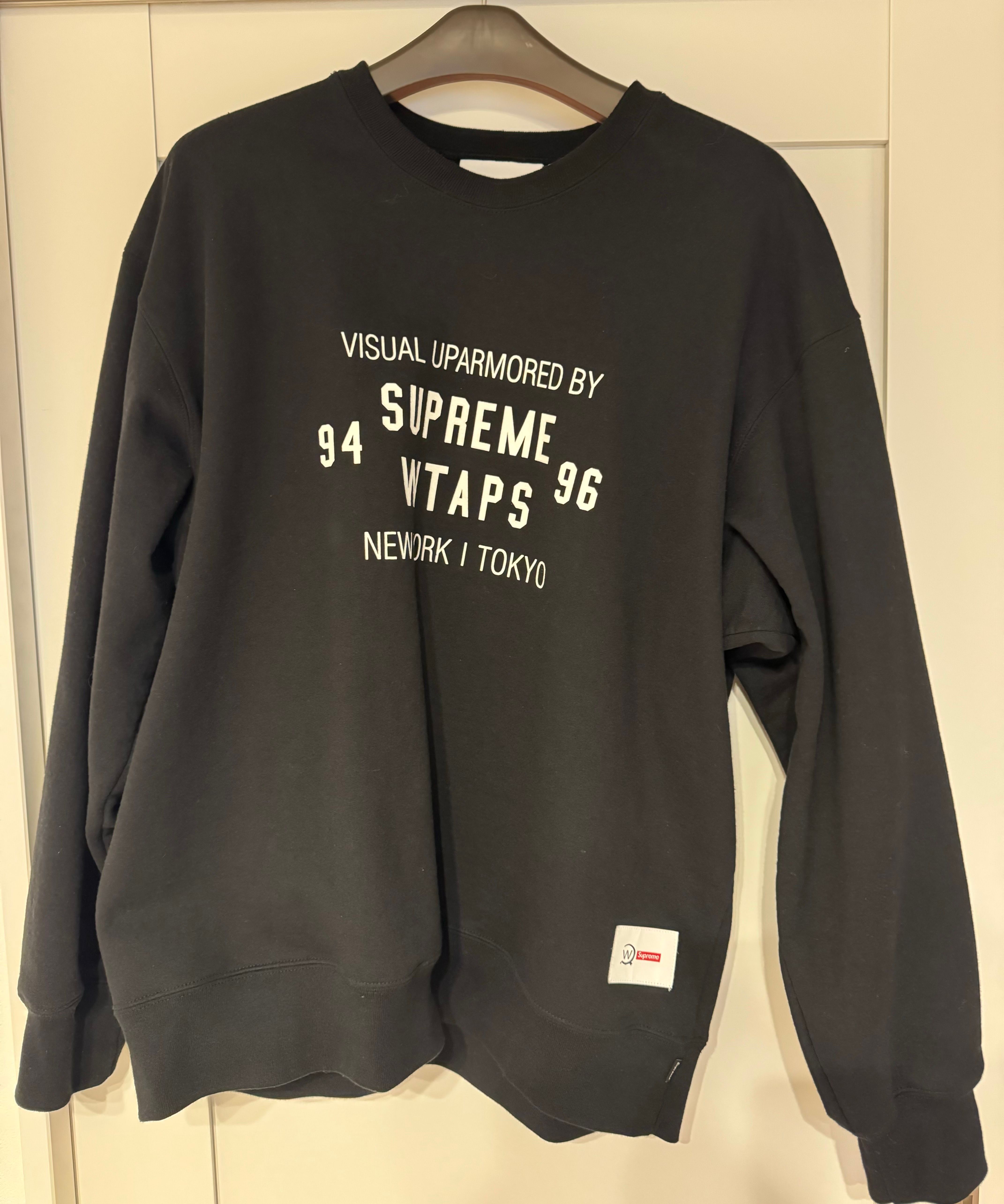 Supreme / WTAPS Crewneck "Black" 21274SPD-CSM03S