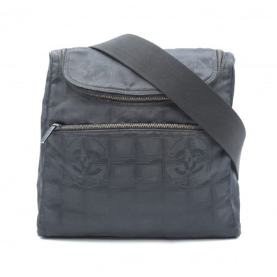 CHANEL(シャネル)ニュートラベルライン バックパック リュックサック ブラック ナイロン ココマーク A15958 ヴィンテージ レディース 【中古】