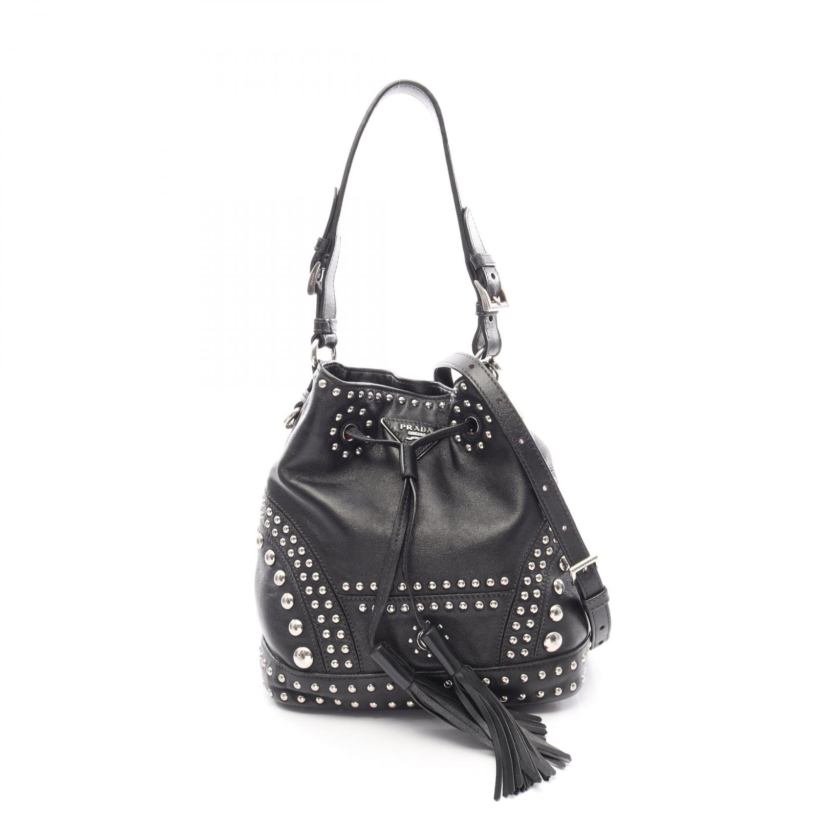 プラダ PRADA スタッズ ハンドバッグ バッグ レザー レディース ブラック系 【中古】