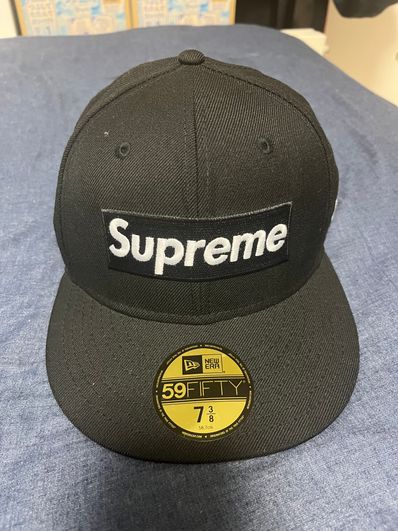 Supreme World Famous Box Logo New Era® "Black"