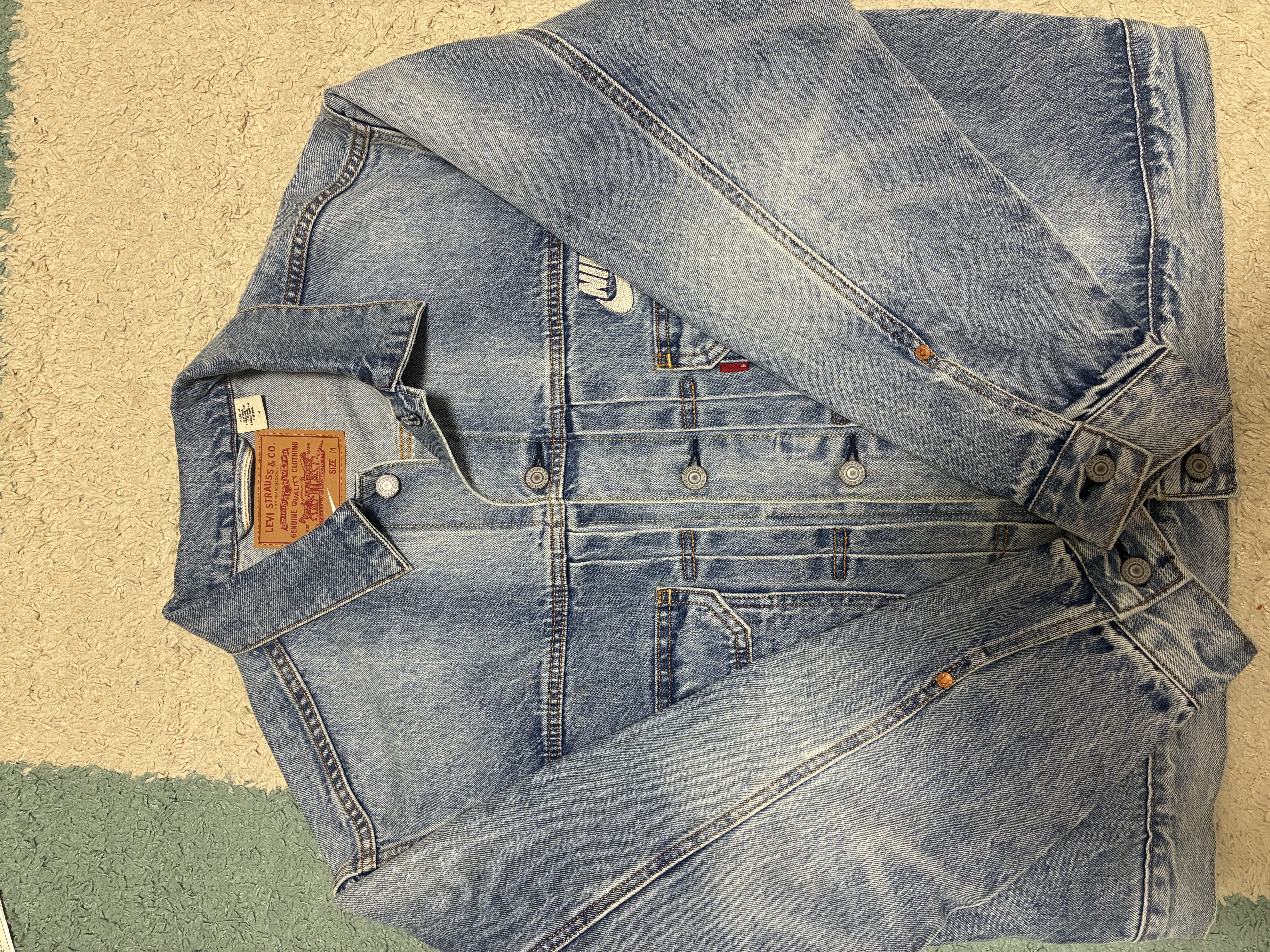 LEVI'S x Nike Denim Trucker Jacket "Light Indigo" 002TM-0000