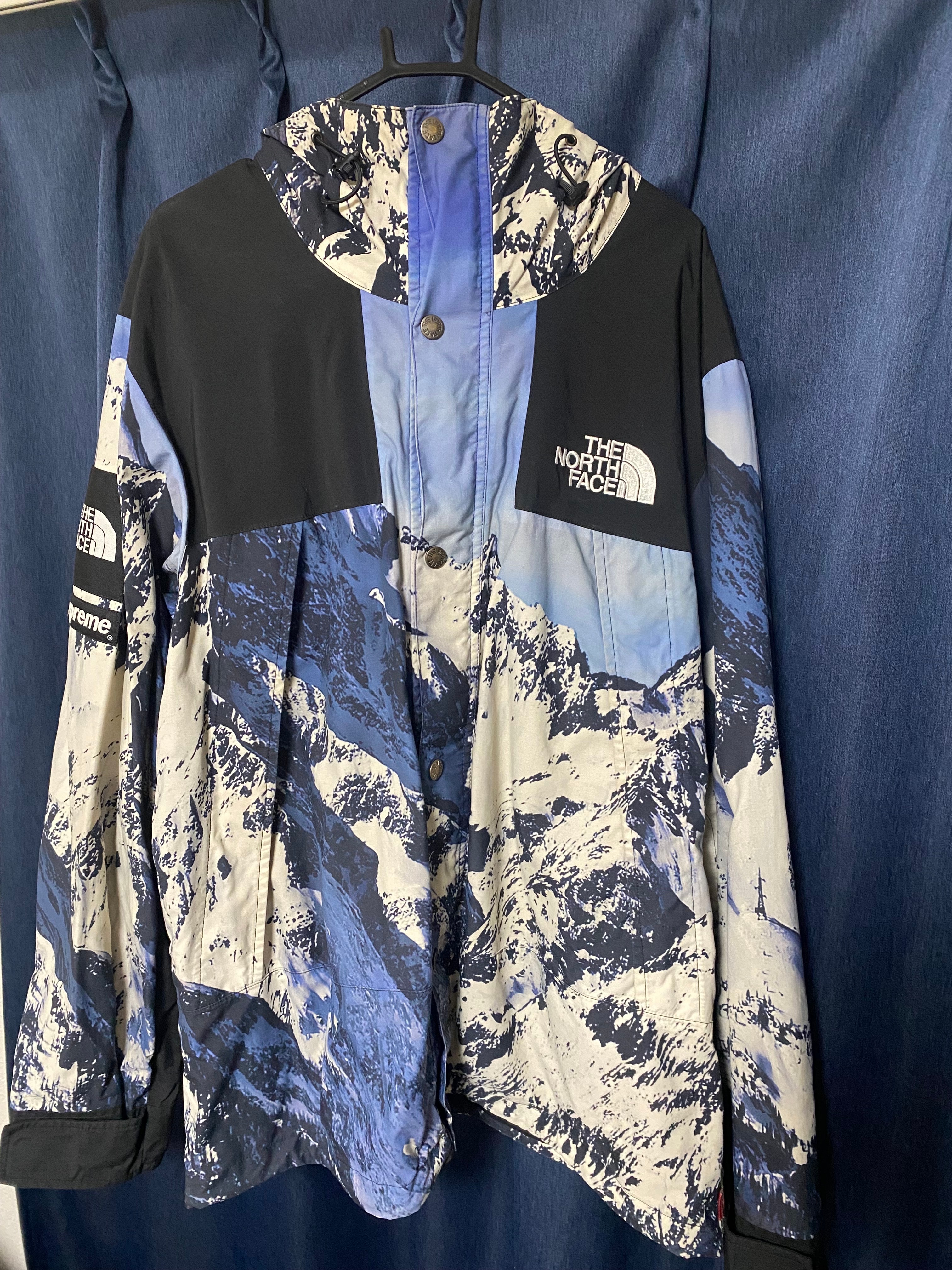 Supreme x The North Face Mountain Parka 