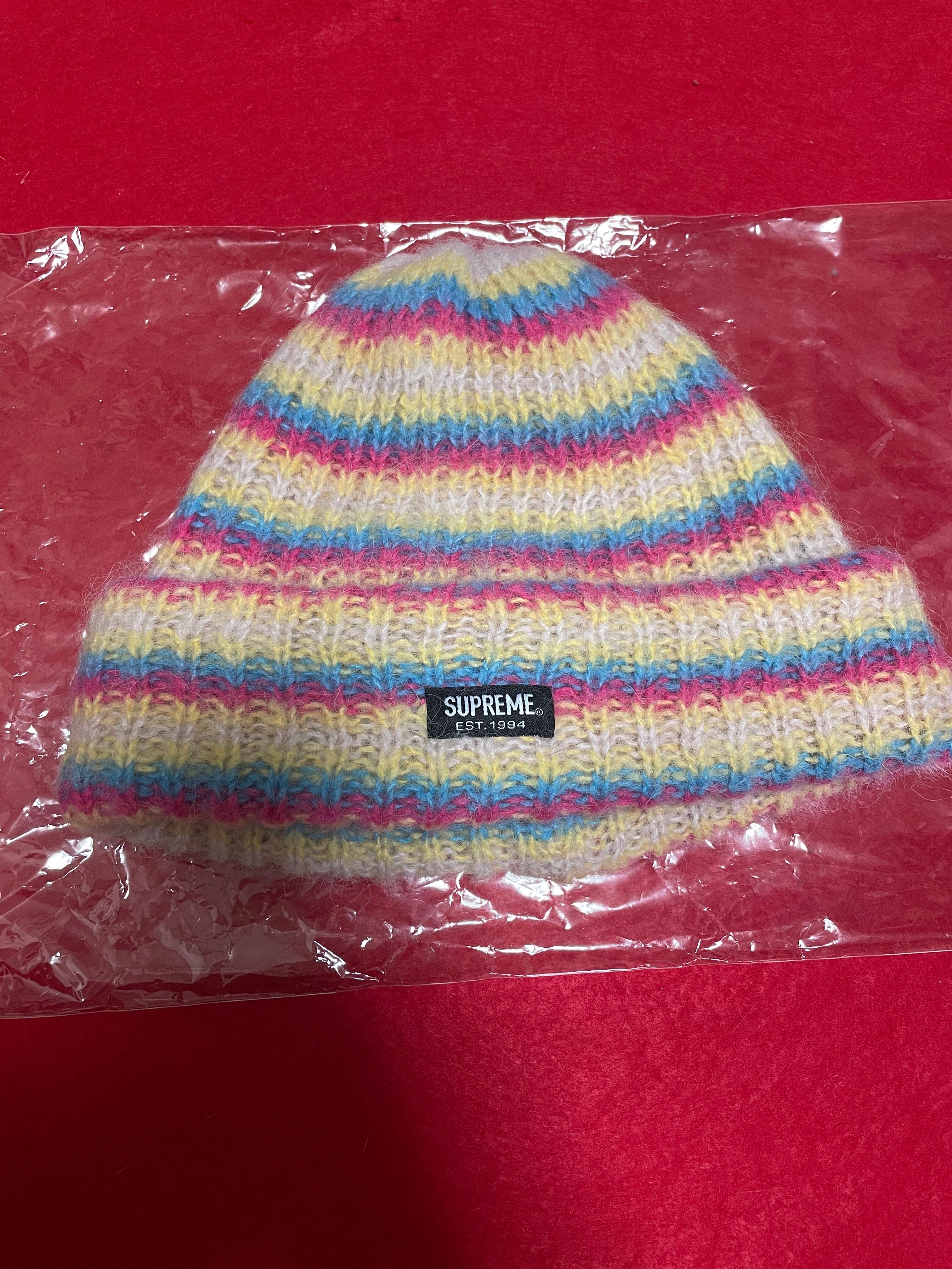 Supreme Loose Stripe Beanie "White"