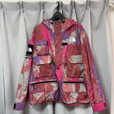 Supreme x The North Face Cargo Jacket "Pink"