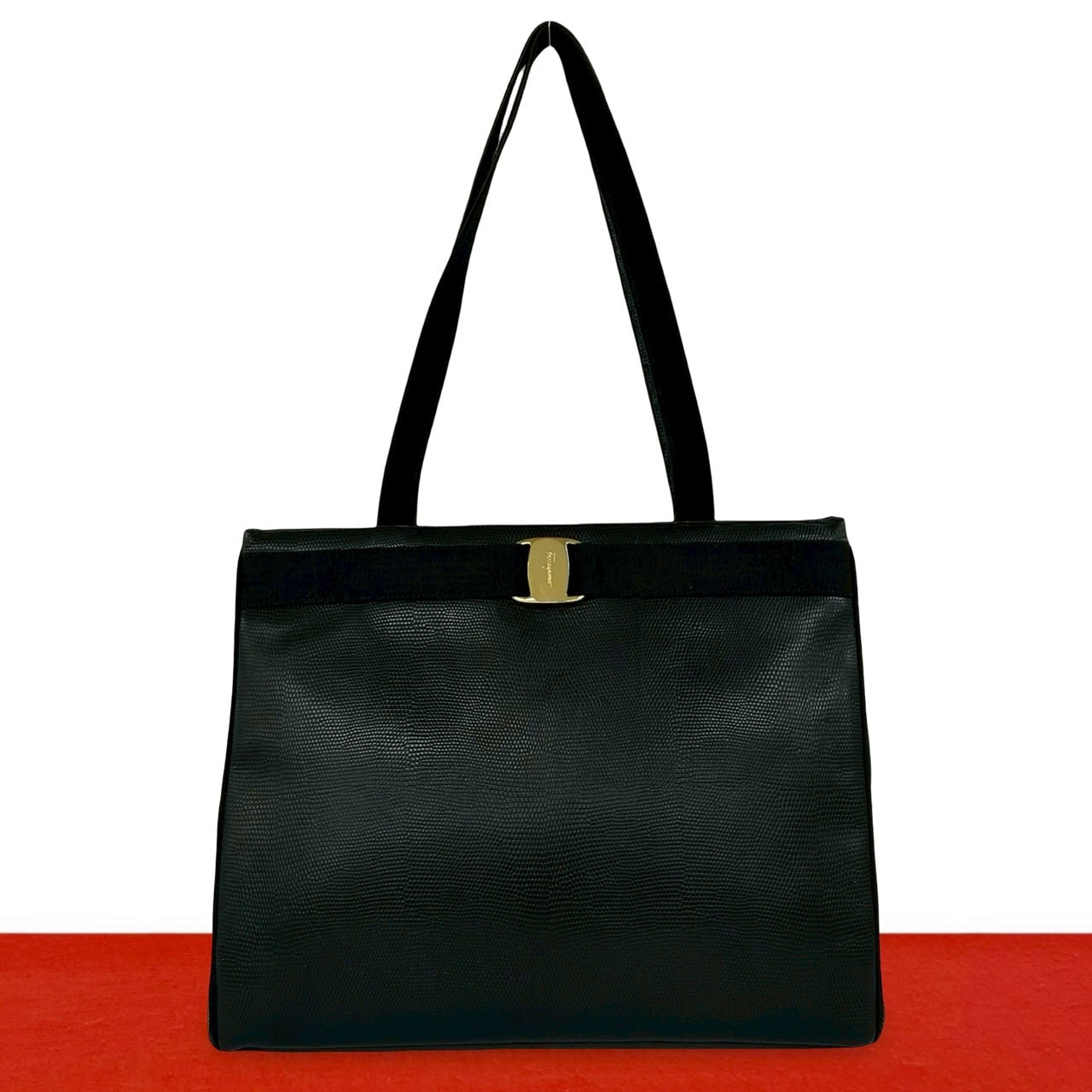 Salvatore Ferragamo サルヴァトーレフェラガモ ヴァラリボン レザー トートバッグ ブラック
 26365