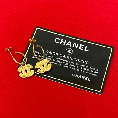 CHANEL シャネル ココマーク モチーフ GP ピアス ゴールド
90645