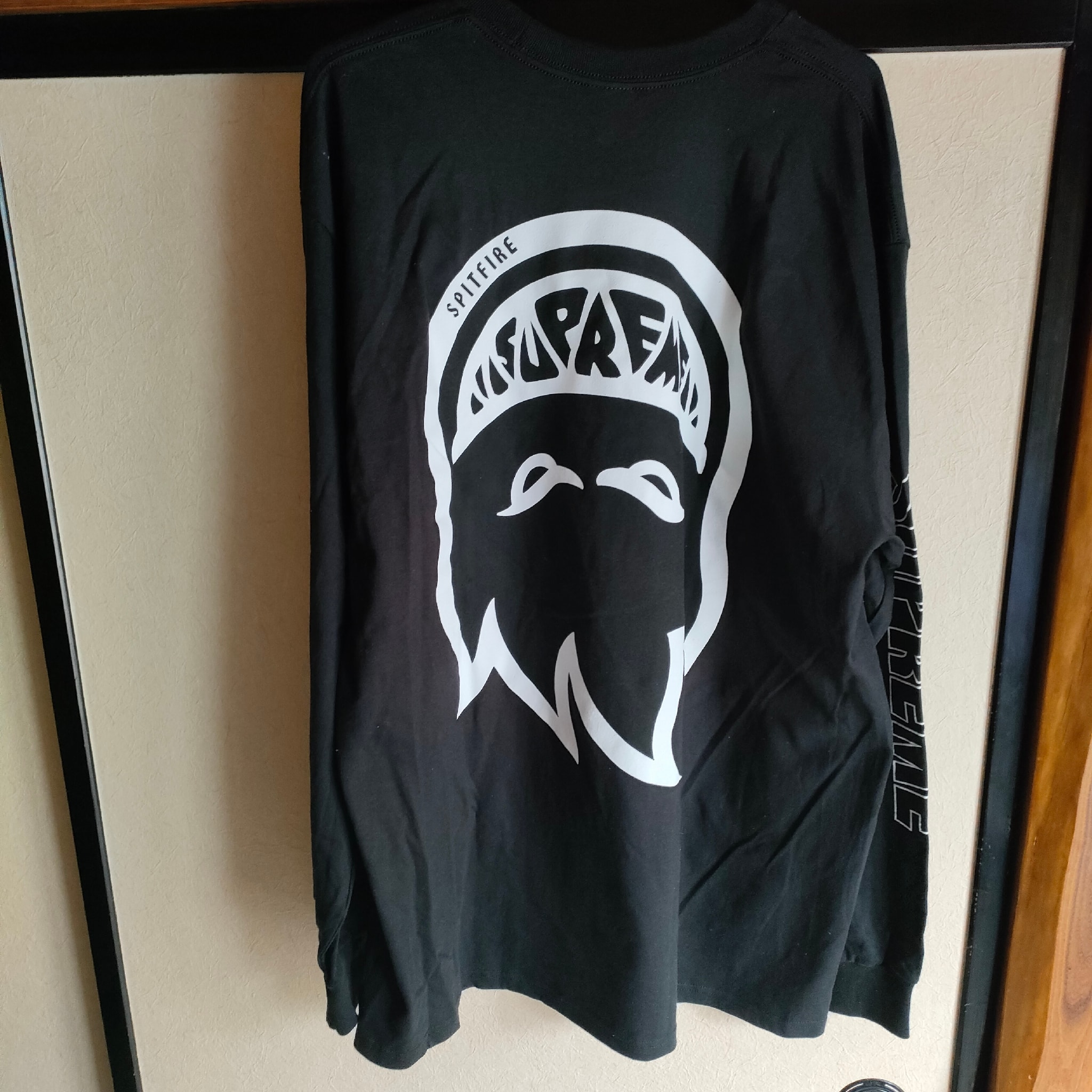 Supreme x Spitfire L/S Tee "Black"