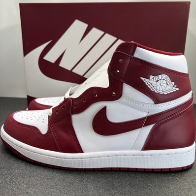 Nike Air Jordan 1 Retro High OG "Artisanal Red"